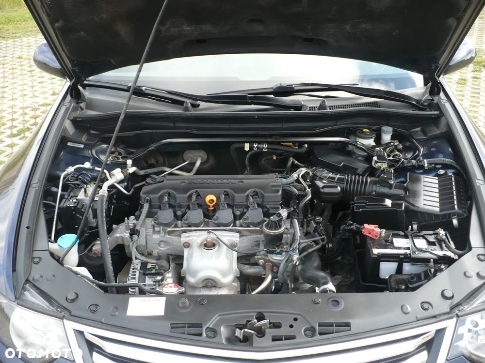 Honda Accord 2.0 Elegance Advantage - 25