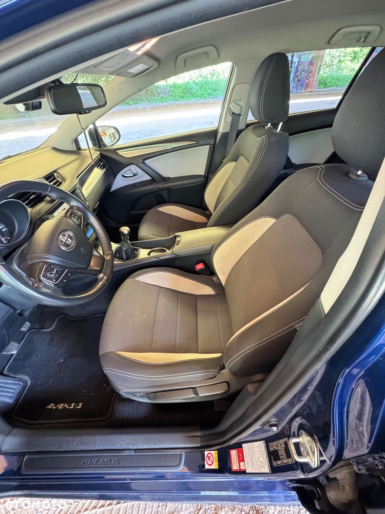 Toyota Avensis 2.0 D-4D Prestige - 11