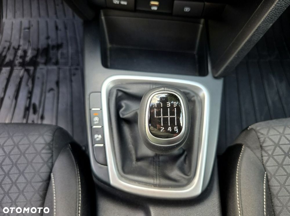 Kia Ceed 1.6 CRDi Edition 7 - 23