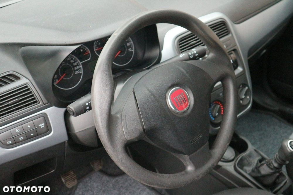 Fiat Grande Punto 1.2 8V Dynamic - 26