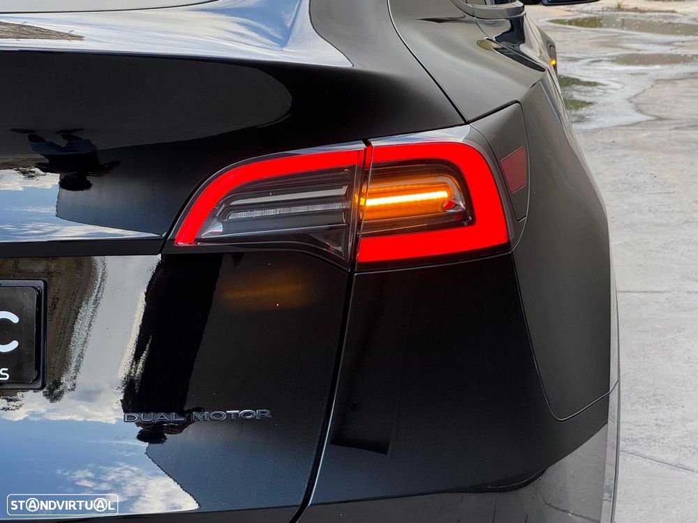 Tesla Model Y Long Range Tração Integral - 20
