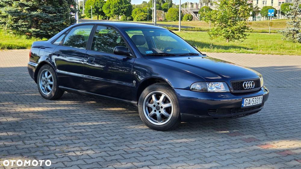 Audi A4 Limousine 1.8T - 4