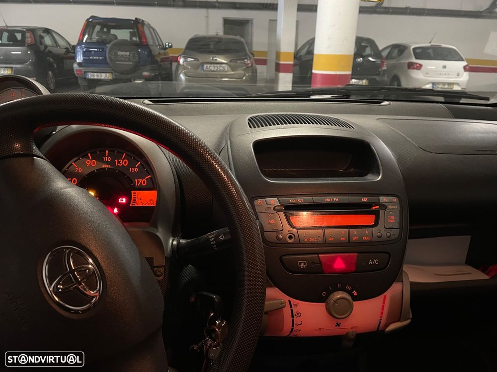 Toyota Aygo 1.0 - 4