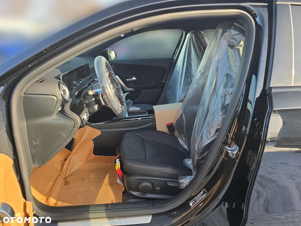 Mercedes-Benz Klasa A 200 7G-DCT AMG Line - 9