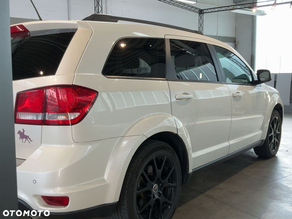 Fiat Freemont 2.0 Multijet 16V DPF Automatik Allrad Black Code - 4