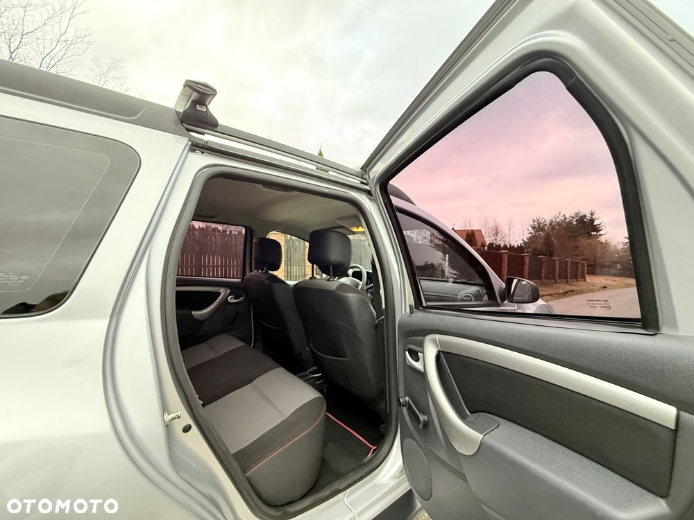 Dacia Duster 1.5 dCi Laureate 4x4 - 29