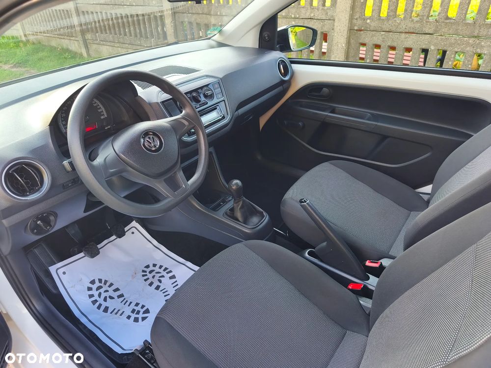 Volkswagen up! club - 10
