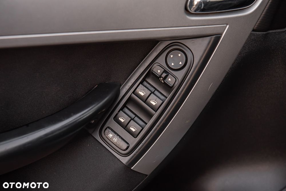 Citroën C4 Picasso e-HDi 110 FAP EGS6 Business Class - 16