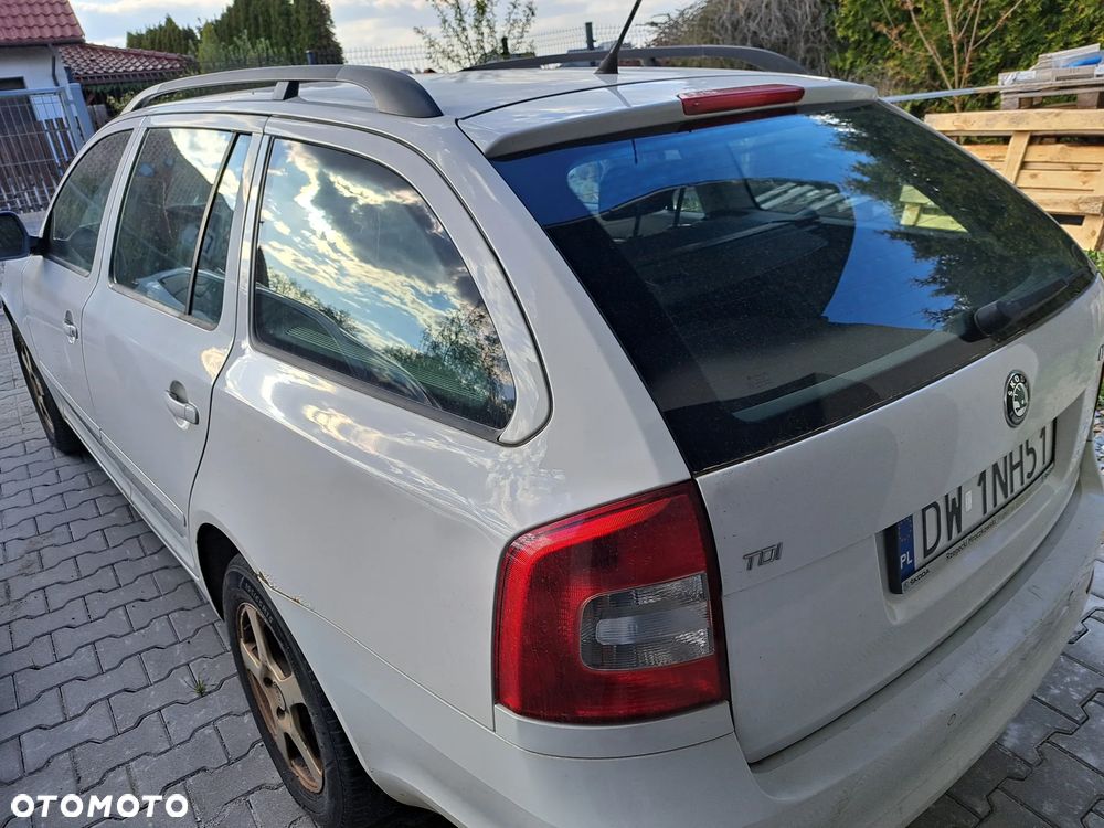 Skoda Octavia 1.6 TDI Active - 2