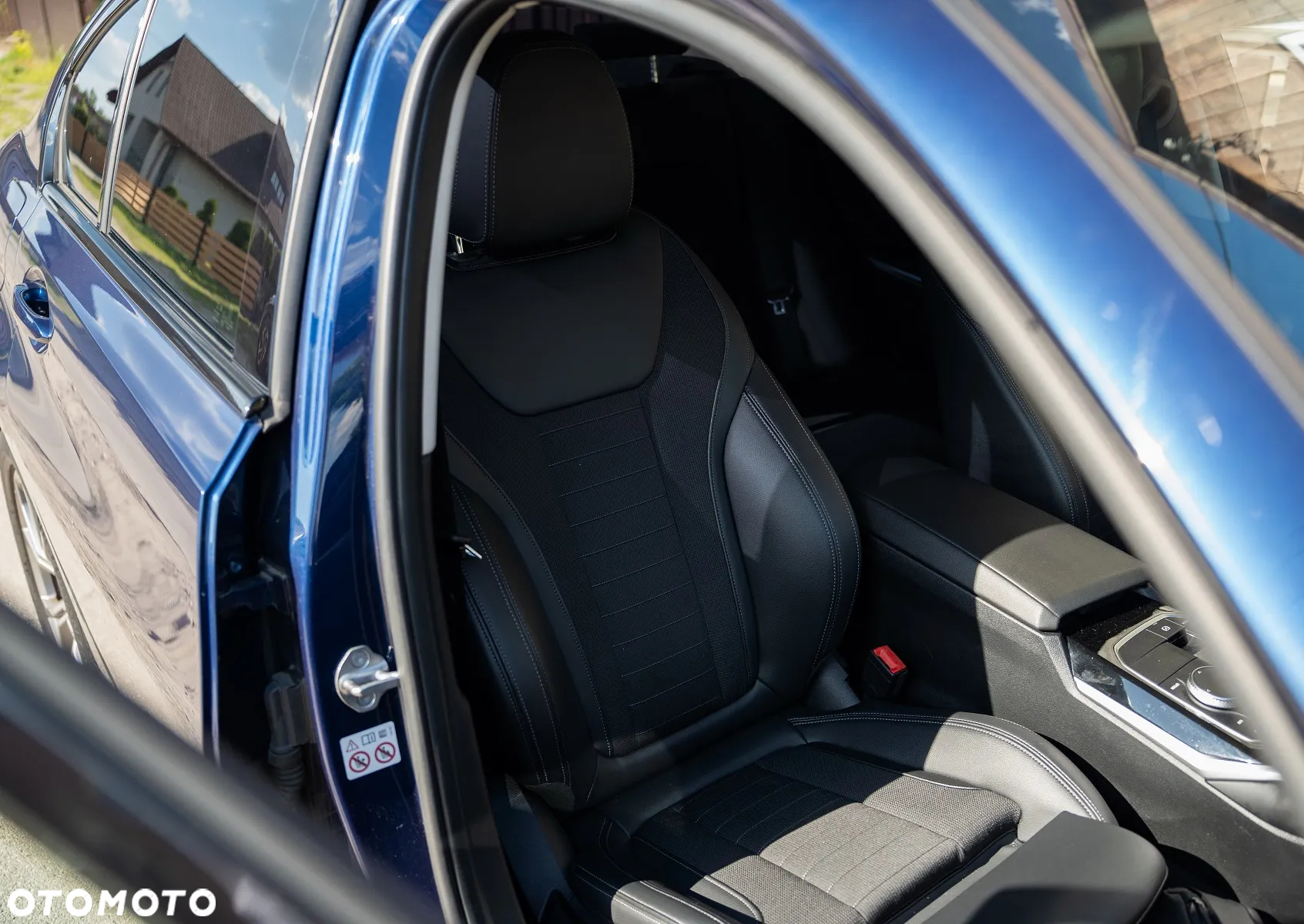 BMW Seria 3 330i Advantage sport - 12