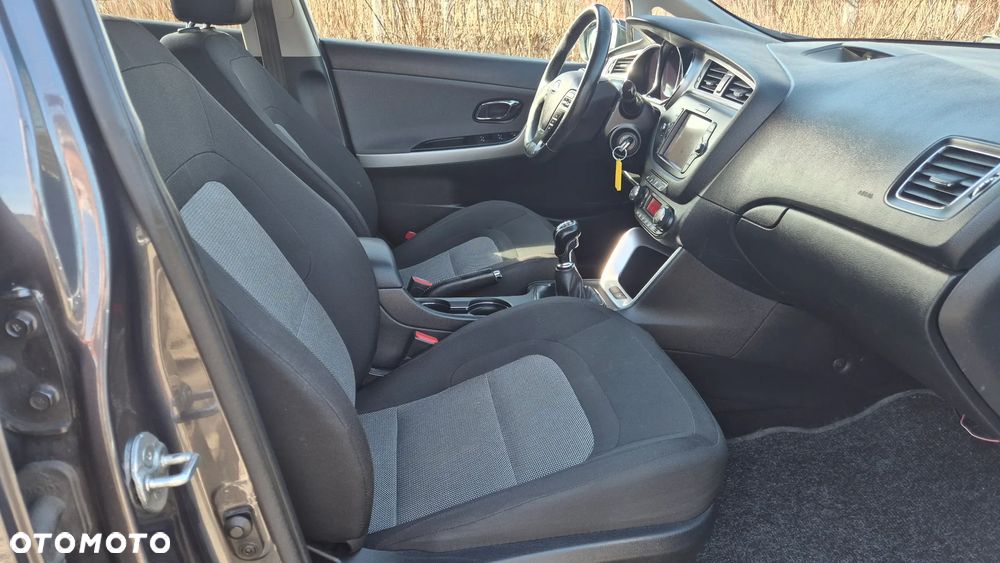 Kia Ceed 1.6 CRDi 136 ISG Dream Team Edition - 30