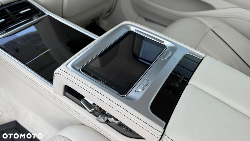 BMW Seria 7 750Li xDrive Edition Exclusive - 19