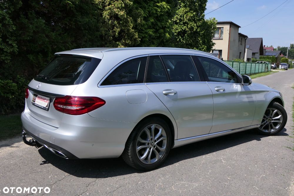 Mercedes-Benz Klasa C 180 7G-TRONIC Edition 1 - 3