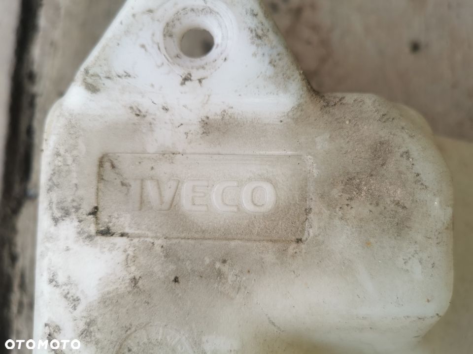 ZBIORNIK PŁYNU SPRYSKIWACZY IVECO EUROCARGO - 2