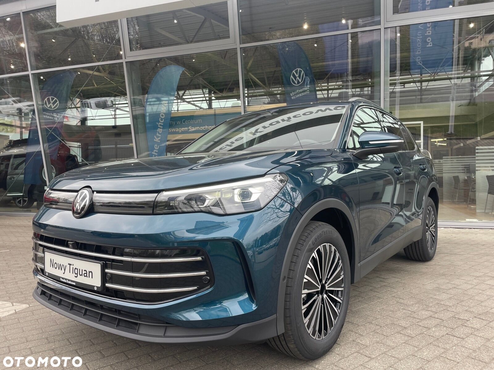 Volkswagen Tiguan - 4