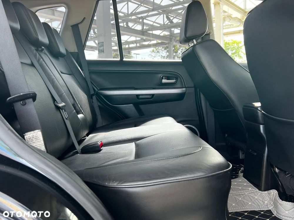 Suzuki Grand Vitara 2.0 De Luxe - 13