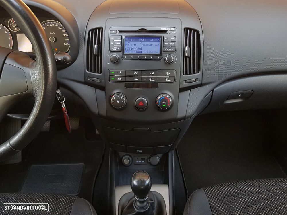 Hyundai i30 CW 1.4 CVVT Blue Comfort - 39