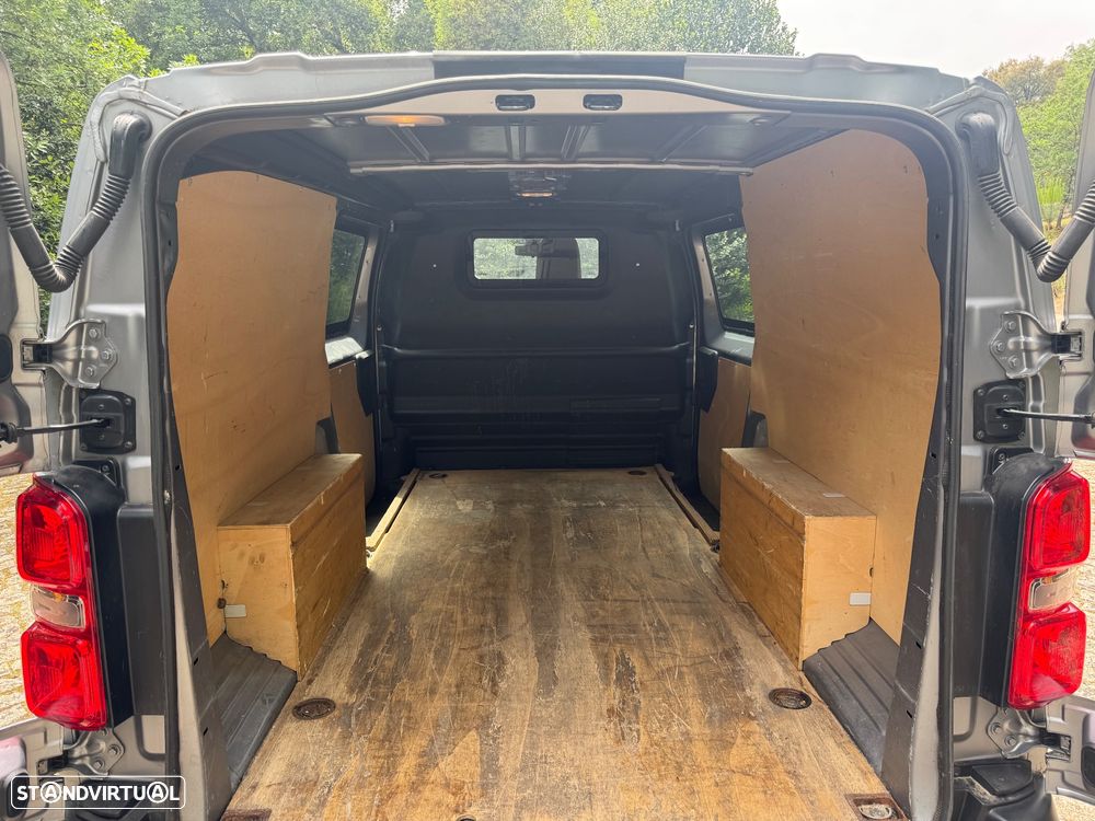 Peugeot Expert 2.0 BlueHDi Semi-Vidrado Long - 10