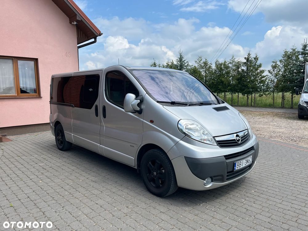 Opel Vivaro Long 9 Miejscowy - 2