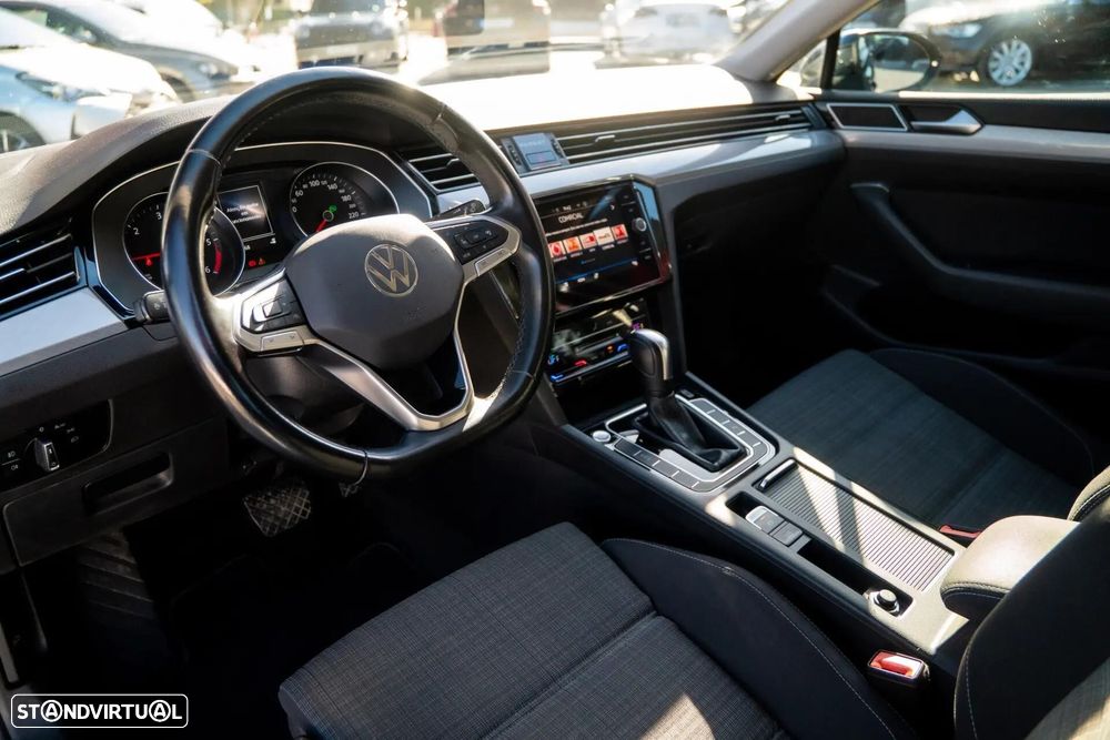 VW Passat Variant 2.0 TDi Elegance DSG - 4