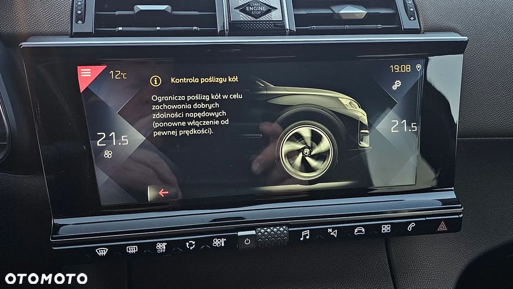 DS Automobiles DS 7 Crossback 1.6 PureTech Performance Line + - 26