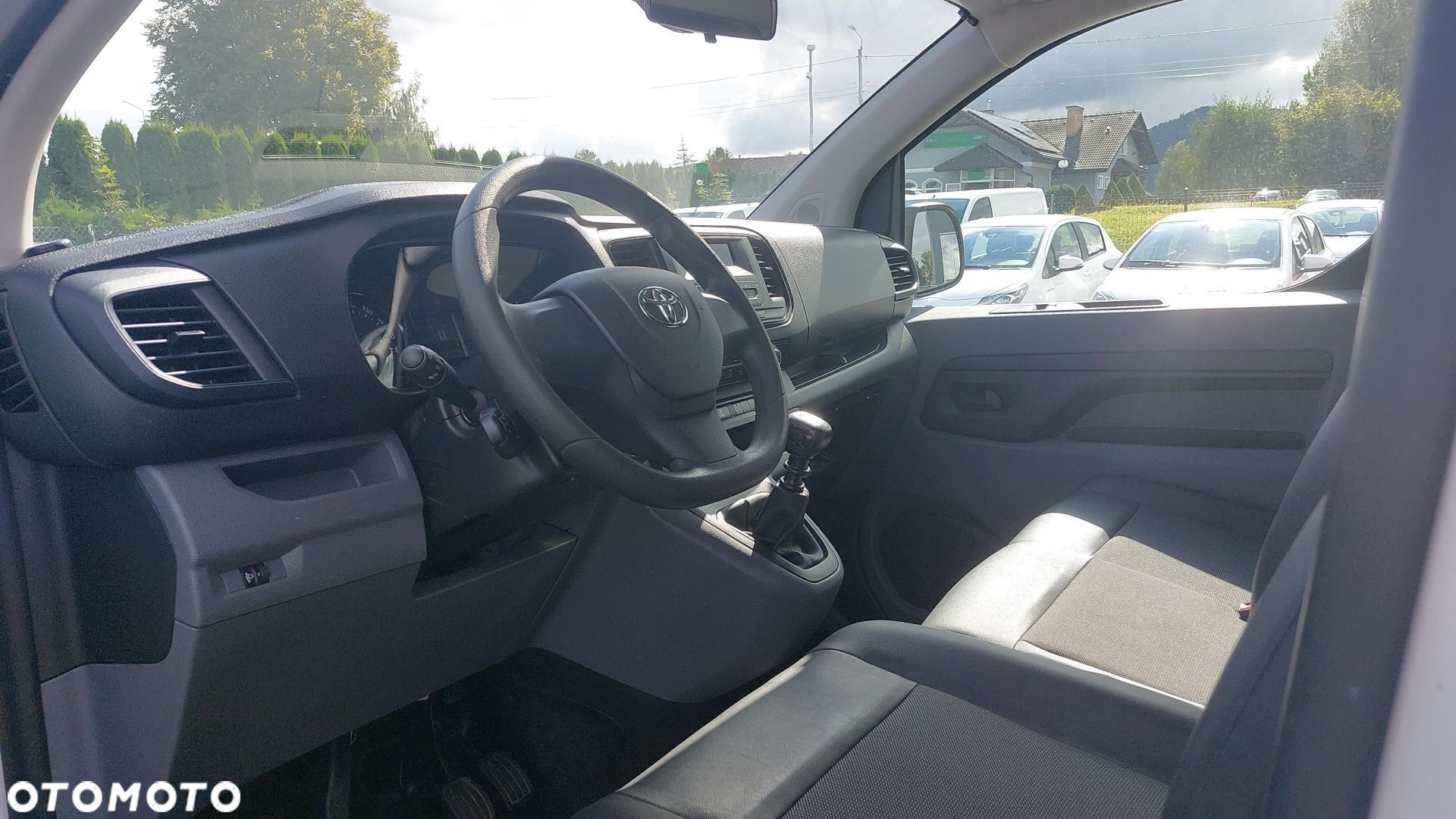 Toyota PROACE - 10