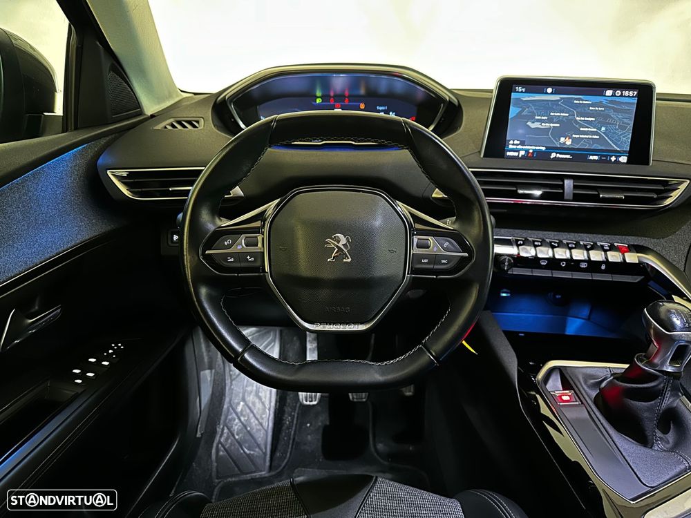 Peugeot 3008 1.5 BlueHDi Allure - 18