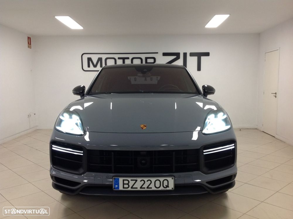 Porsche Cayenne Coupé - 2
