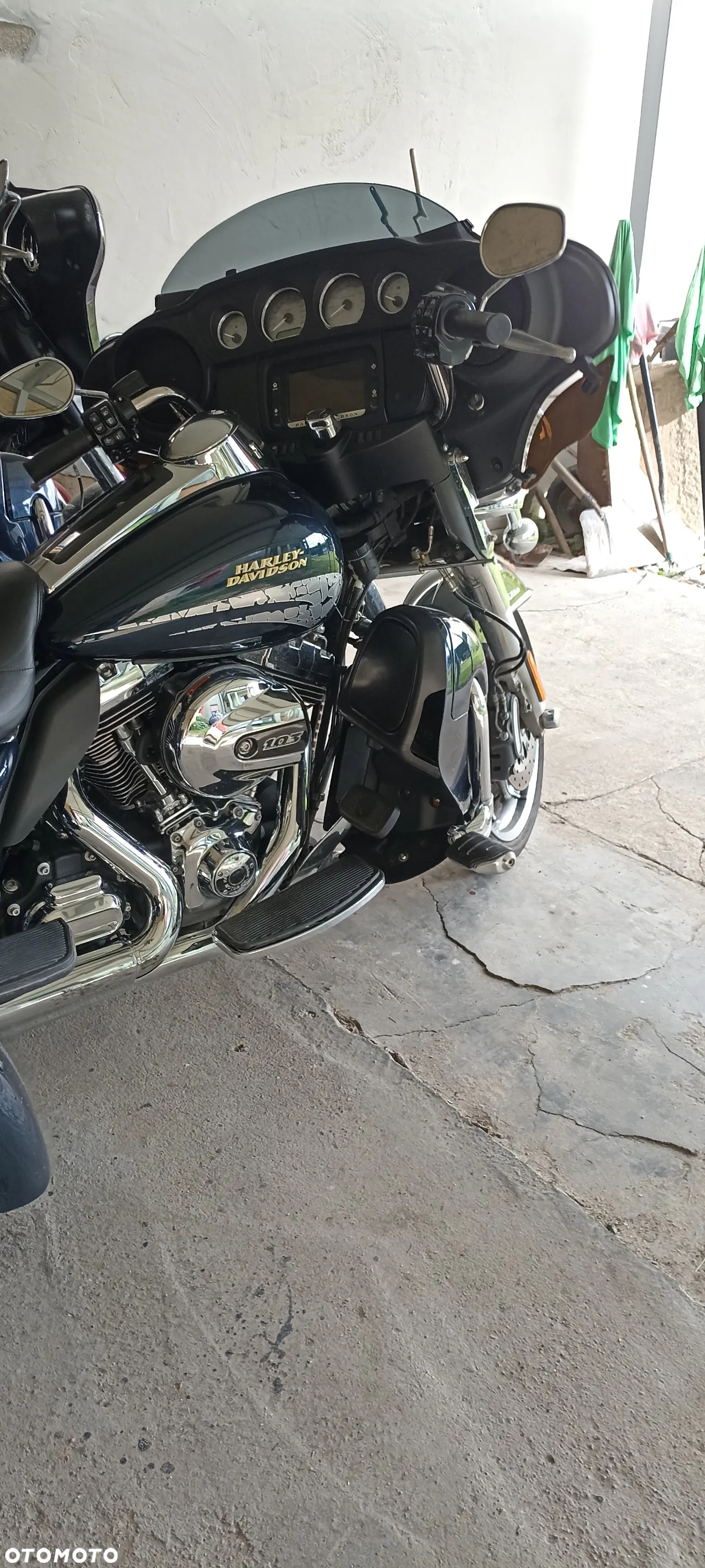 Harley-Davidson FLHTCU Ultra - 5