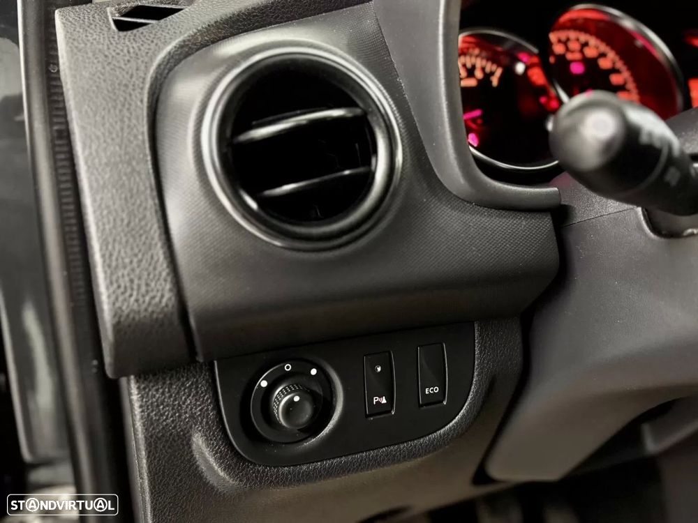 Dacia Logan MCV 0.9 TCe Stepway - 45