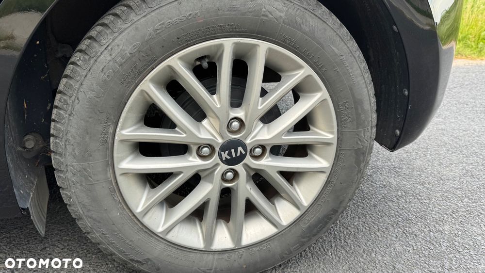 Kia Rio - 17