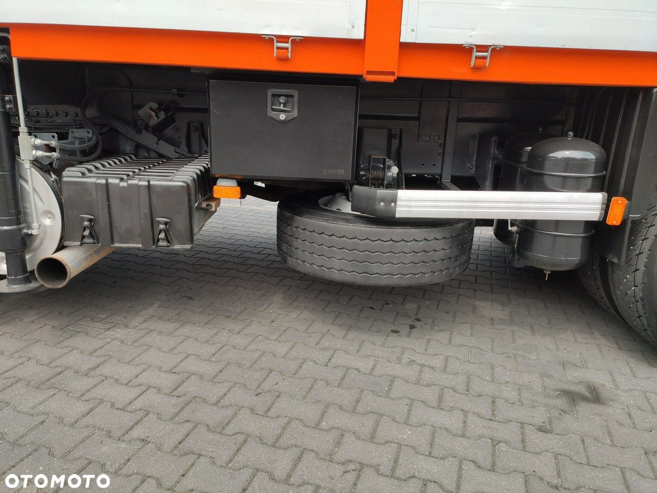 DAF CF 85.380 6x2 Oś Skrętna Skrzynia HDS HIAB 220C  + Pilot - 22