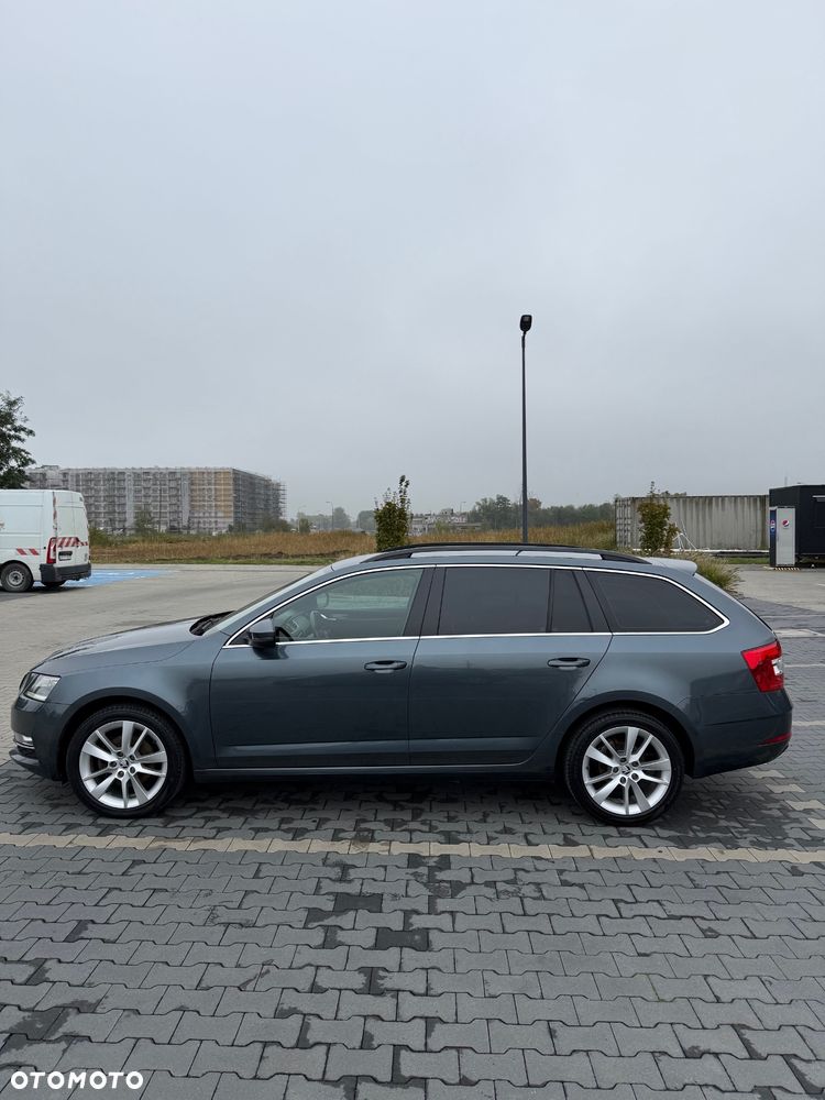 Skoda Octavia 2.0 TDI Style DSG - 10