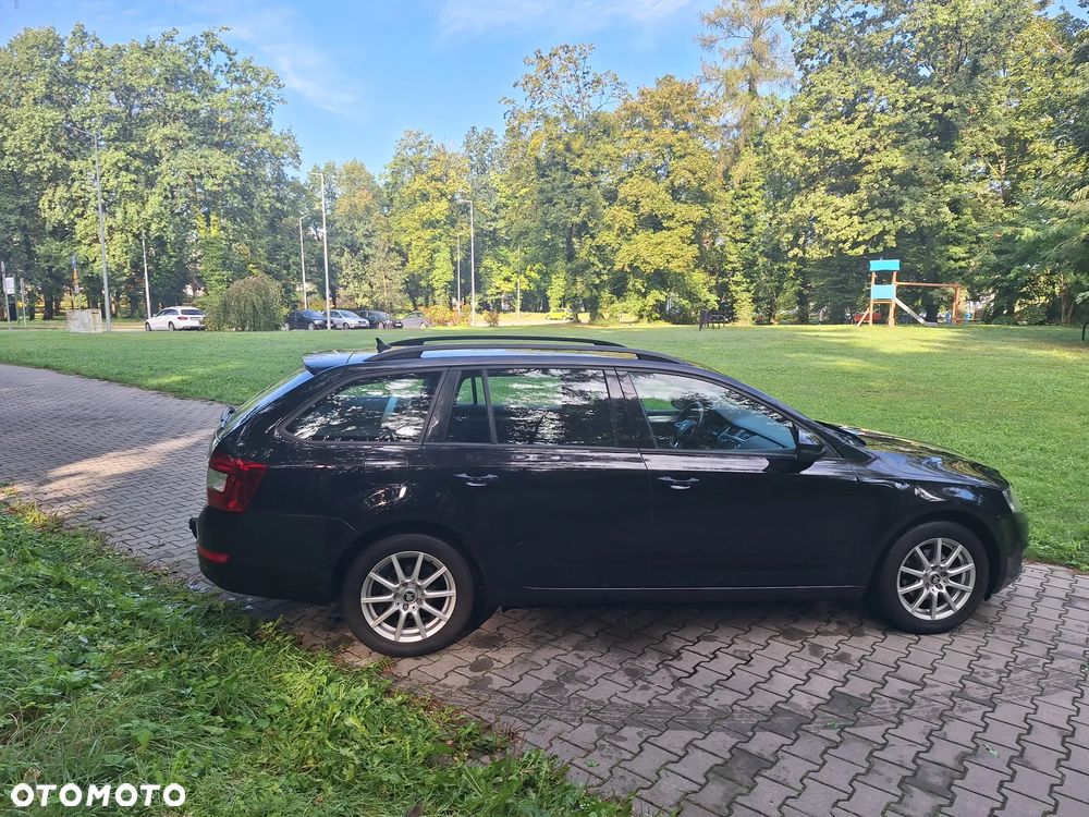 Skoda Octavia 1.6 TDI Ambition - 5