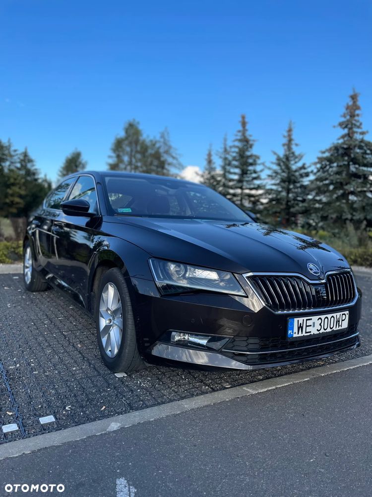 Skoda Superb 2.0 TDI Ambition DSG - 2