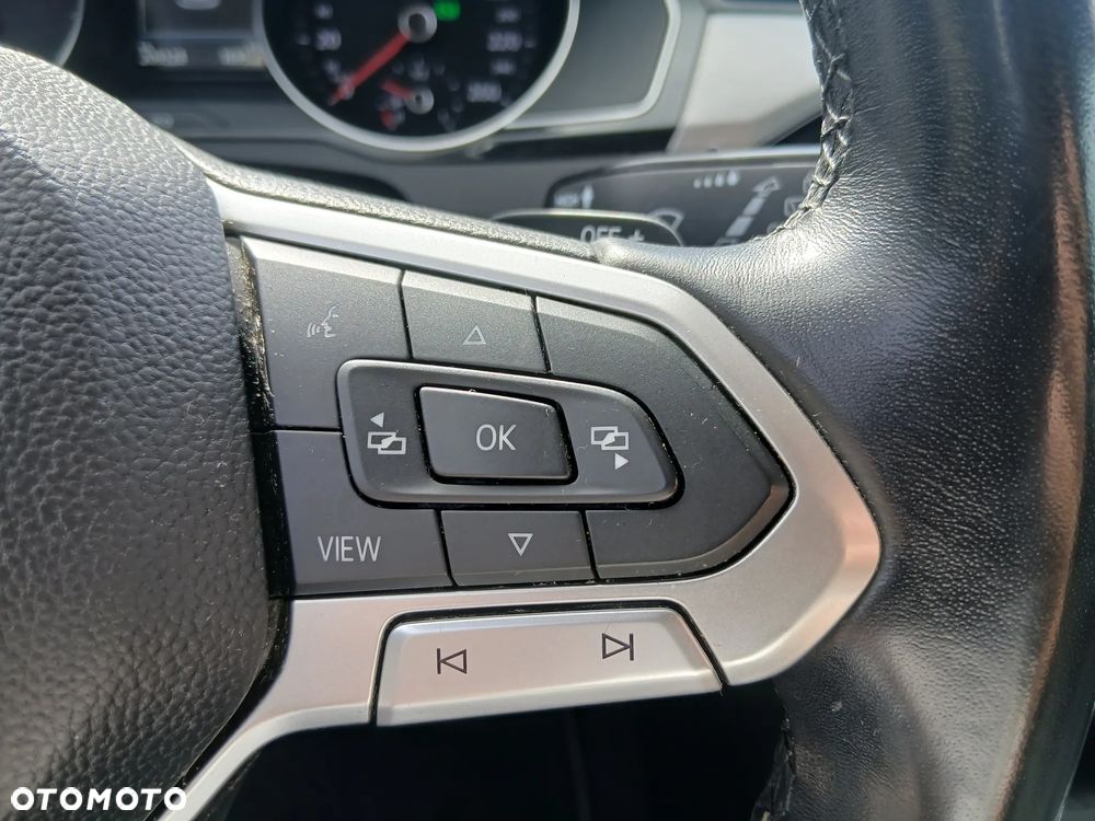 Volkswagen Passat 2.0 TDI SCR DSG Elegance - 16
