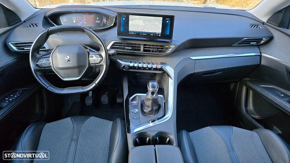 Peugeot 5008 1.5 BlueHDi Allure Pack - 10