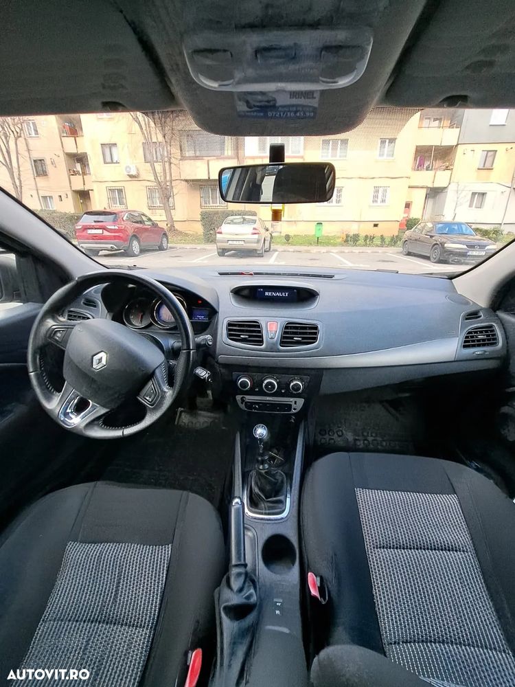 Renault Megane - 5