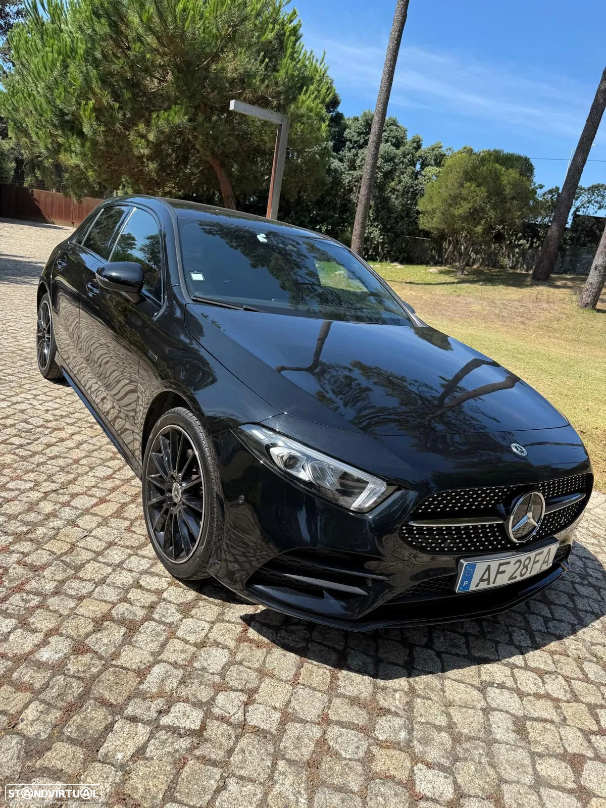 Mercedes-Benz A 250 e AMG Line - 4