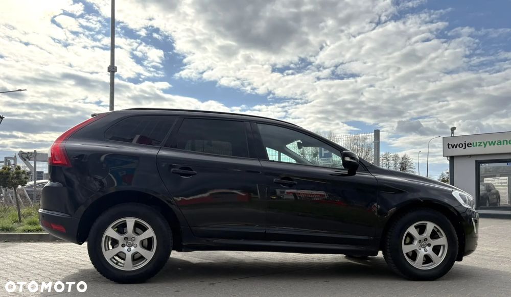 Volvo XC 60 D3 Drive-E Kinetic - 4