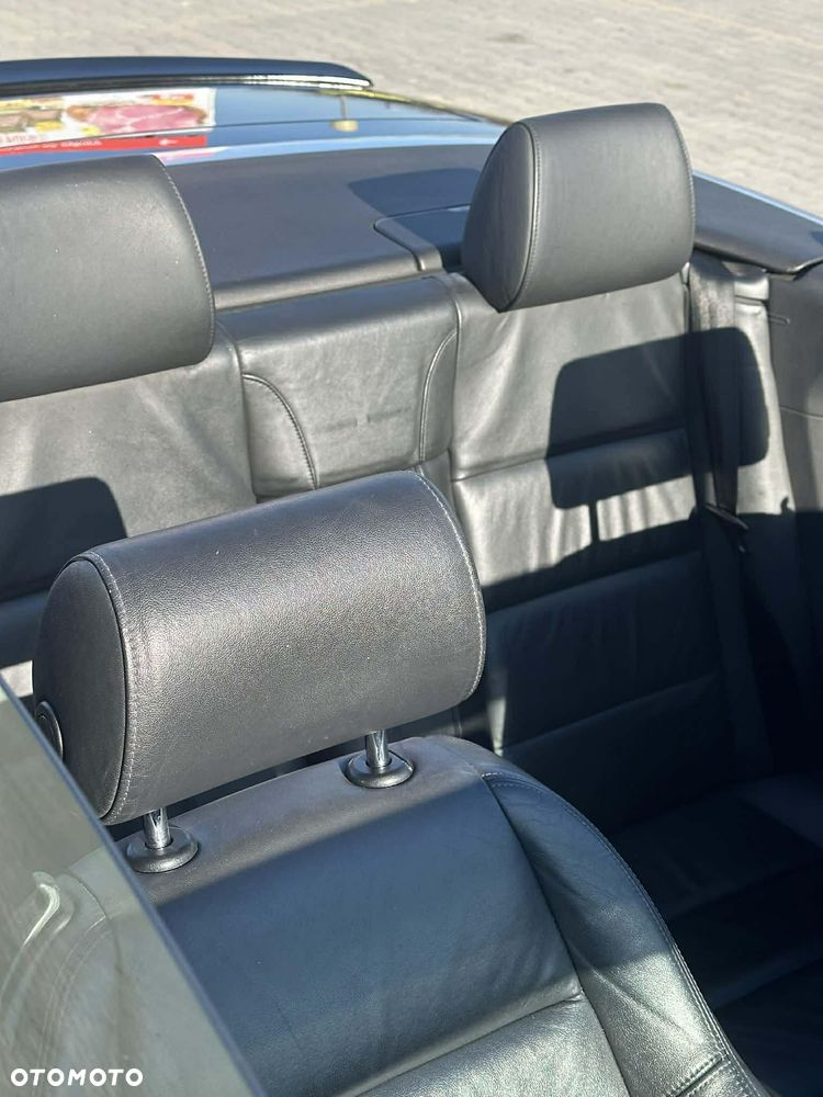 Audi A4 Cabrio 2.0 TDI DPF Multitronic - 6