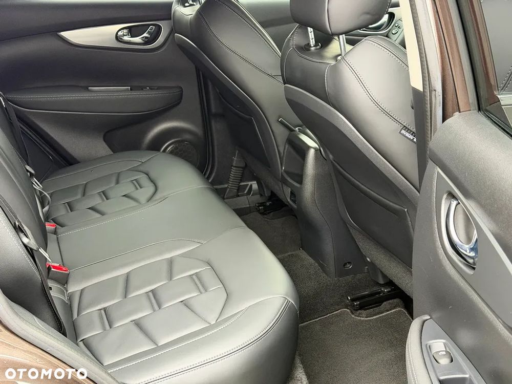 Nissan Qashqai 1.3 DIG-T Tekna+ - 34