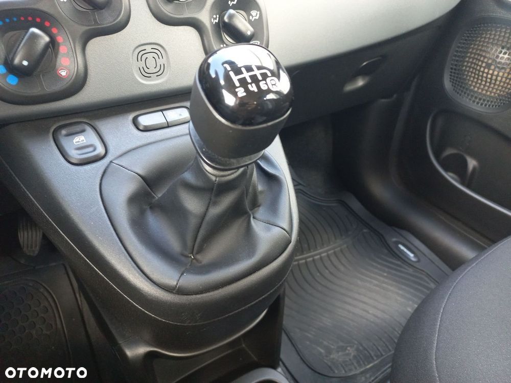Fiat Panda 1.0 Hybrid City Cross - 20