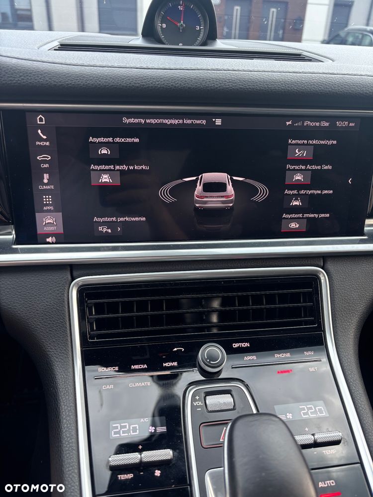 Porsche Panamera 4S - 25