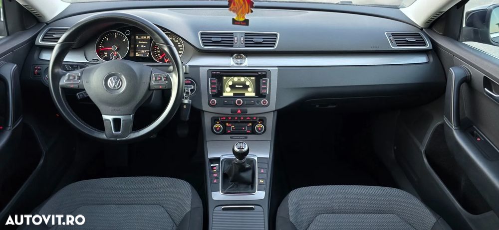 Volkswagen Passat 1.6 TDI BlueMotion Technology Highline - 6