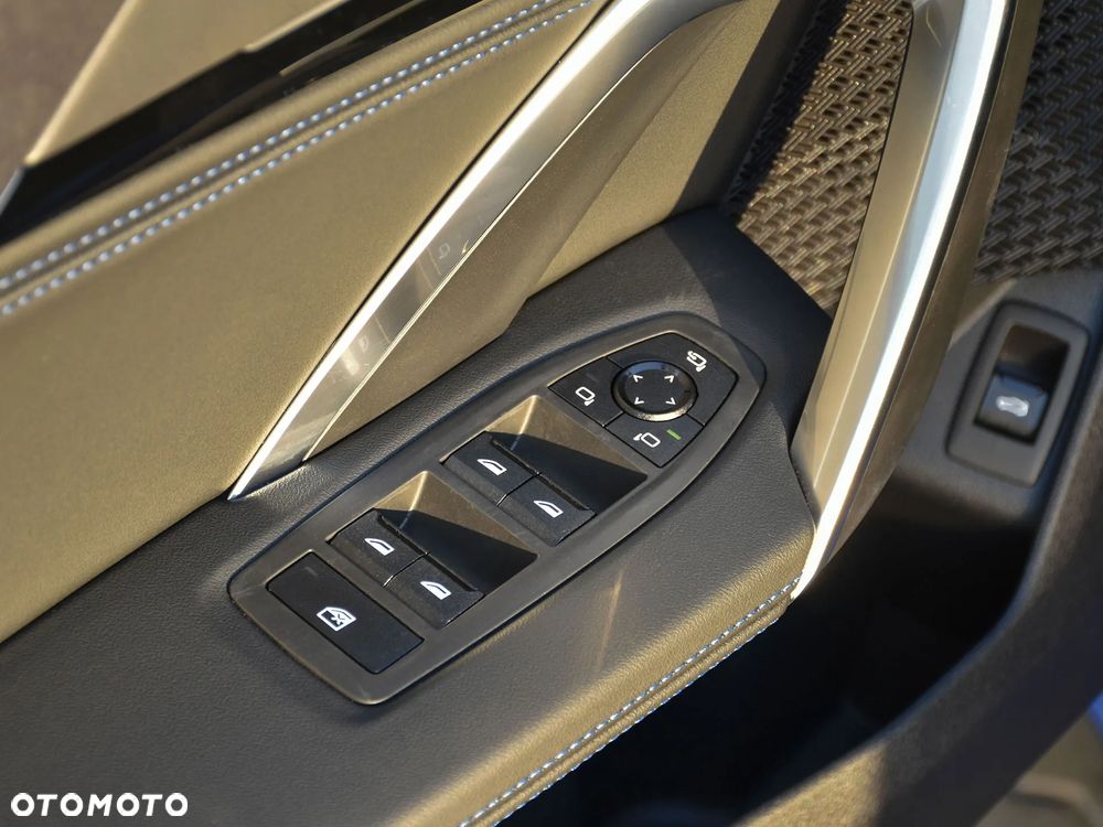 BMW X2 sDrive18d - 17