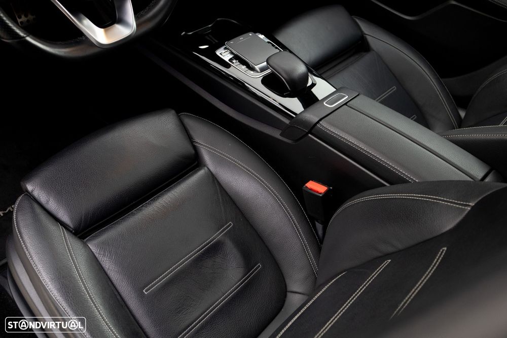 Mercedes-Benz A 200 AMG Line Aut. - 31