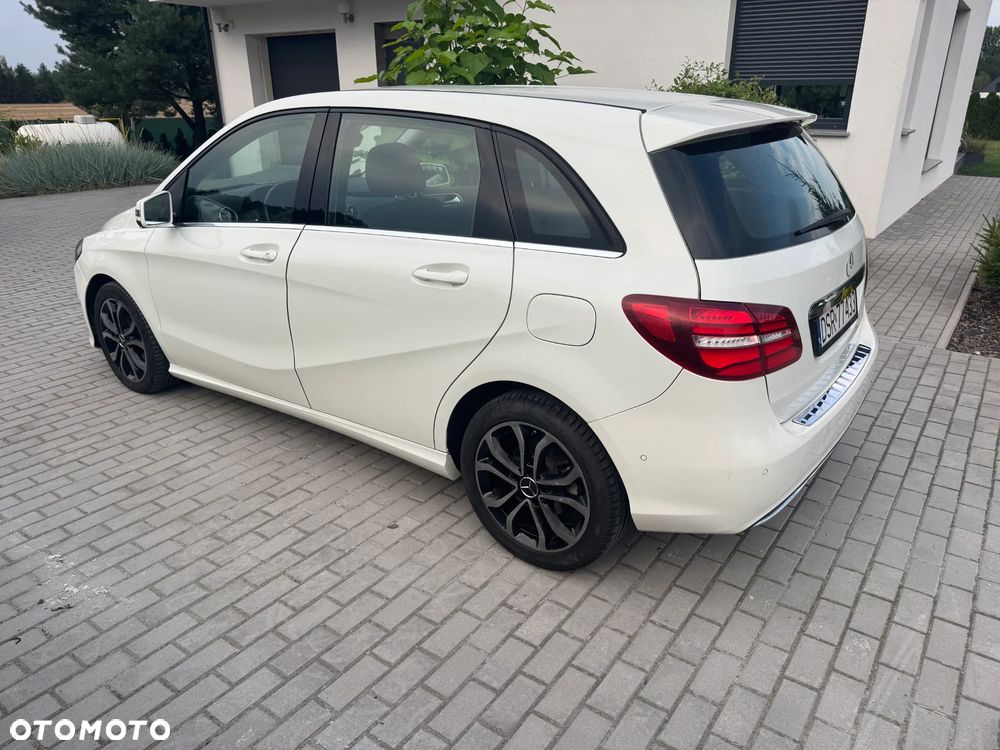 Mercedes-Benz Klasa B 180 (CDI) d 7G-DCT Style - 12