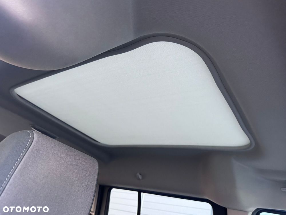 Ford Tourneo Connect Grand - 31