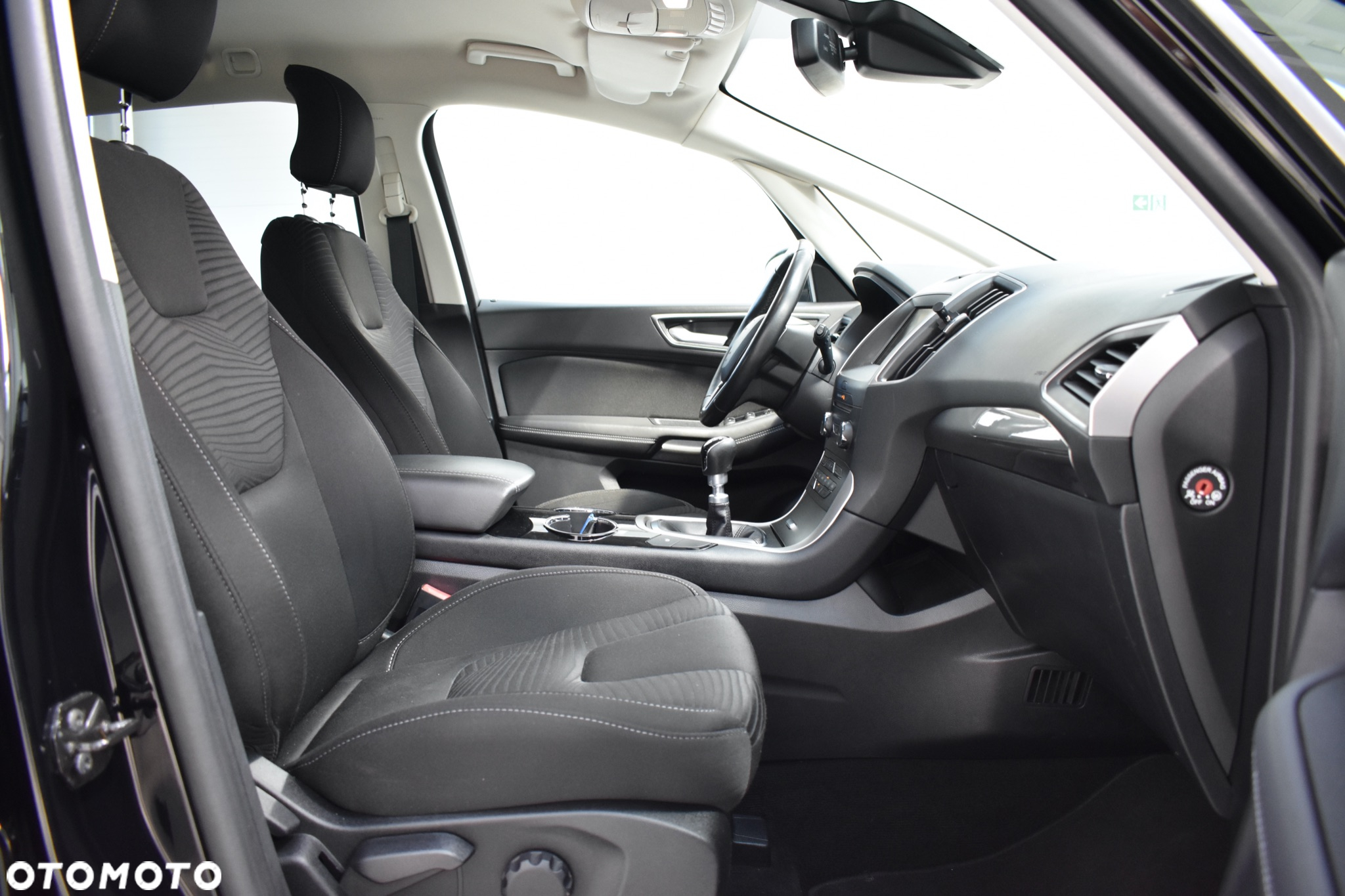 Ford S-Max 2.0 TDCi Trend - 25